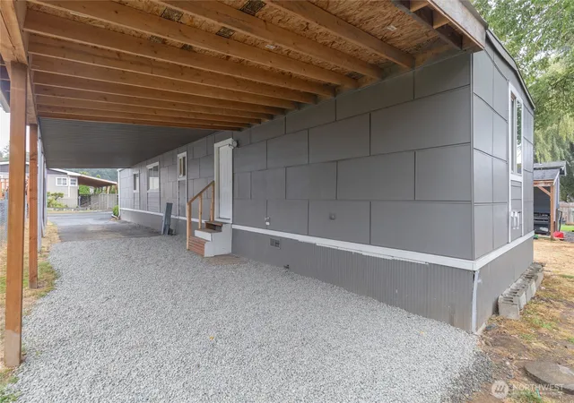 Photo 2 of Manufactured home for sale at 7617 157th Street Ct E #76, Puyallup, WA 98375 | MLS# NWM2578745 | Listing updated on 2026-09-25