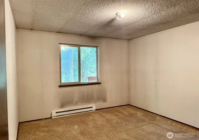 Photo 3 of Sale Pending at 3933 Lone Lake Rd, Langley, WA 98260 | MLS# NWM2578766 | Listing updated on 2026-09-25
