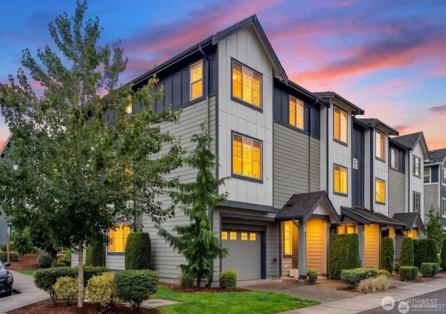 Photo 1 of Townhouse for sale at 1621 Seattle Hl Rd #E1, Bothell, WA 98012 | MLS# NWM2578768 | Listing updated on 2026-10-02