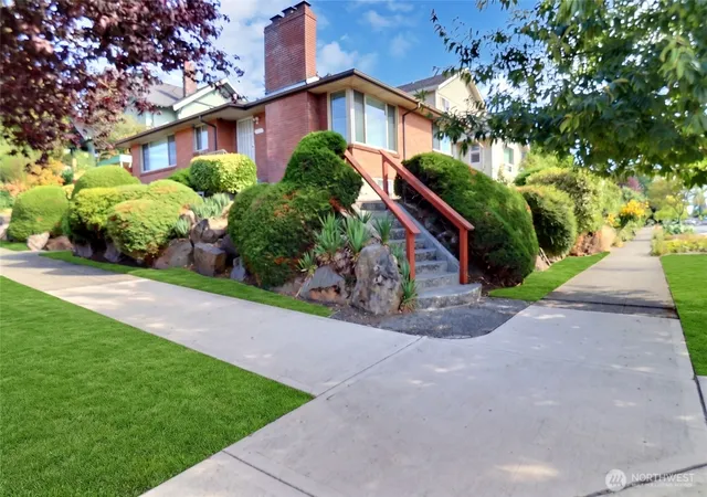 Photo 3 of Single family home for sale at 1503 S Stevens St, Seattle, WA 98144 | MLS# NWM2578773 | Listing updated on 2026-09-29