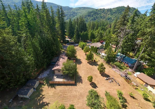 Photo 3 of Sale Pending at 8372 Juniper Ln, Maple Falls, WA 98266 | MLS# NWM2578778 | Listing updated on 2026-10-02