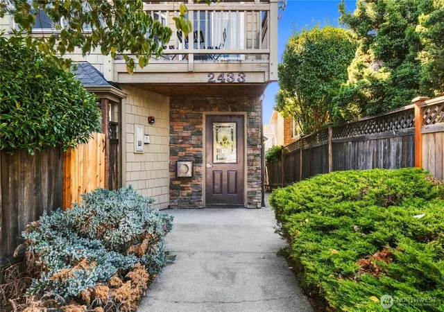 Photo 3 of Sale Pending at 2433 NW 59th Street #301, Seattle, WA 98107 | MLS# NWM2578780 | Listing updated on 2026-10-01