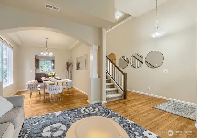 Photo 2 of Single family home for sale at 537 Ne Queen Ave, Renton, WA 98056 | MLS# NWM2578788 | Listing updated on 2026-10-03