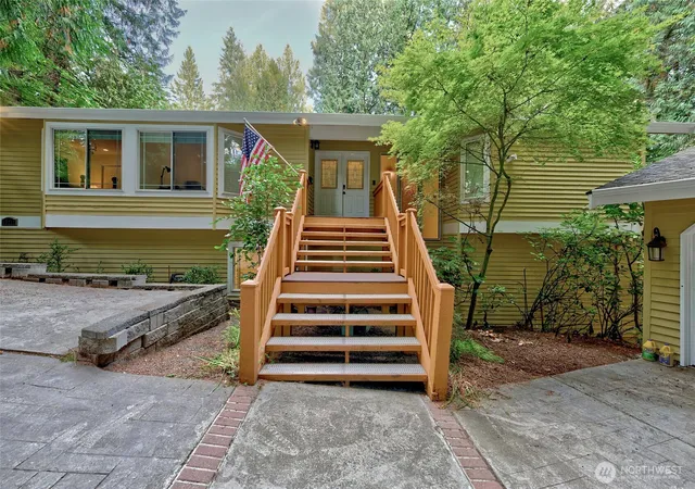 Photo 3 of Single family home for sale at 17212 197th Avenue Ne, Woodinville, WA 98077 | MLS# NWM2578798 | Listing updated on 2026-10-01