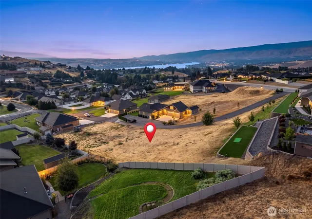 Photo 1 of Land for sale at 874 Autumn Crst Dr, Wenatchee, WA 98801 | MLS# NWM2578802 | Listing updated on 2026-09-25