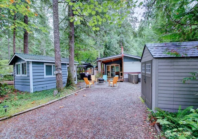 Photo 1 of Sale Pending at 184 Fireside Lodge Cir, Deming, WA 98244 | MLS# NWM2578810 | Listing updated on 2026-09-23