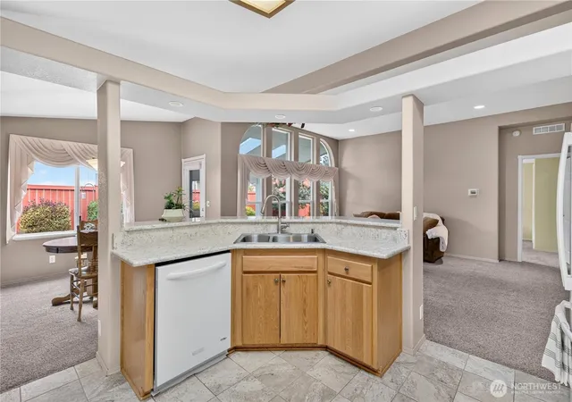 Photo 4 of Manufactured home for sale at 9817 196th Street E #40, Graham, WA 98338 | MLS# NWM2578812 | Listing updated on 2026-09-26