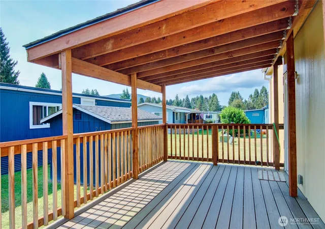 Photo 3 of Manufactured home for sale at 24892 Minkler Rd #20, Sedro Woolley, WA 98284 | MLS# NWM2578833 | Listing updated on 2026-09-25