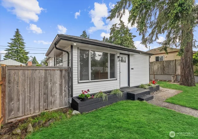 Photo 3 of Sale Pending at 3719 S 12th Street, Tacoma, WA 98405 | MLS# NWM2578839 | Listing updated on 2026-09-29