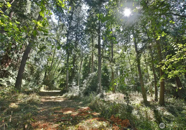 Photo 3 of Land for sale at 1 Scenic Ave, Freeland, WA 98249 | MLS# NWM2578852 | Listing updated on 2026-09-30