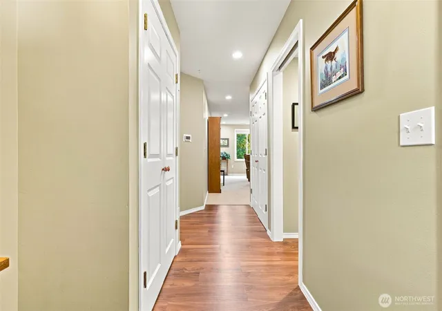 Photo 3 of Condo for sale at 3975 Providence Point Dr Se #2140, Issaquah, WA 98029 | MLS# NWM2578858 | Listing updated on 2026-09-30