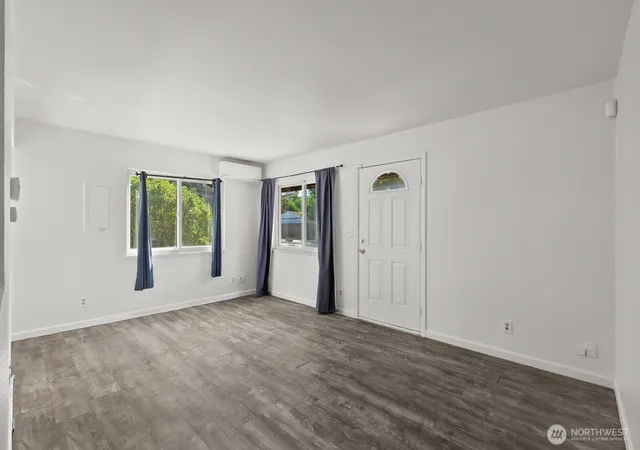 Photo 4 of Single family home for sale at 9701 Hipkins Rd SW, Lakewood, WA 98498 | MLS# NWM2578864 | Listing updated on 2026-10-01