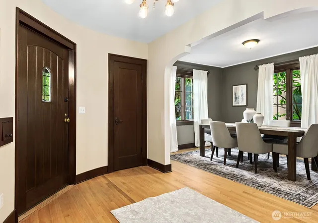 Photo 2 of Single family home for sale at 6238 25th Avenue Ne, Seattle, WA 98115 | MLS# NWM2578874 | Listing updated on 2026-10-01
