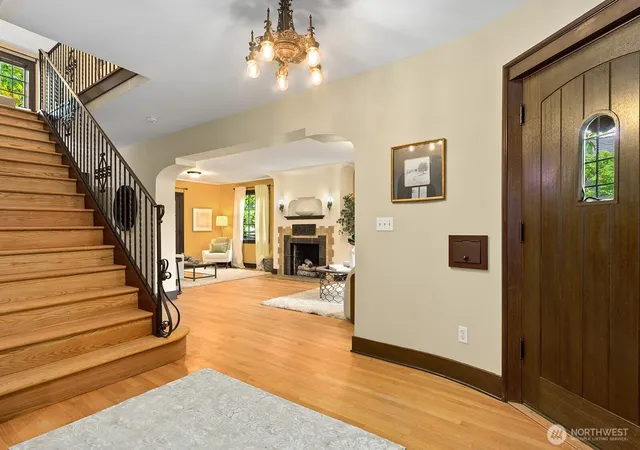 Photo 3 of Single family home for sale at 6238 25th Avenue Ne, Seattle, WA 98115 | MLS# NWM2578874 | Listing updated on 2026-10-01