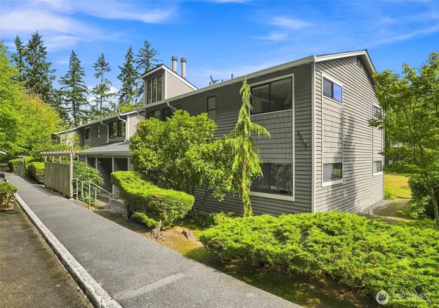 Photo 2 of Condo for sale at 9918 Ne 144th Lane #406, Kirkland, WA 98034 | MLS# NWM2578886 | Listing updated on 2026-10-01