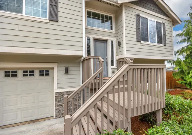 Photo 3 of Single family home for sale at 14609 20th Avenue NE, Shoreline, WA 98155 | MLS# NWM2578890 | Listing updated on 2026-10-01