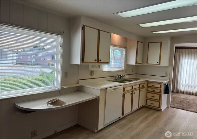 Photo 2 of Manufactured home for sale at 3655 Nw Cascade Ave #15, East Wenatchee, WA 98802 | MLS# NWM2578892 | Listing updated on 2026-10-20