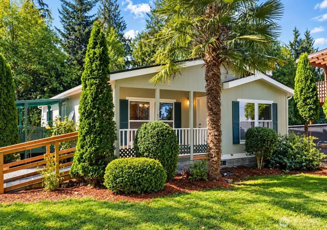 Photo 2 of Manufactured home for sale at 3130 Glacier Ln, Camano Island, WA 98282 | MLS# NWM2578905 | Listing updated on 2026-10-19