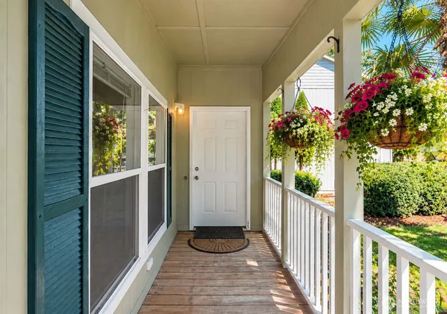 Photo 1 of Manufactured home for sale at 3130 Glacier Ln, Camano Island, WA 98282 | MLS# NWM2578905 | Listing updated on 2026-10-19