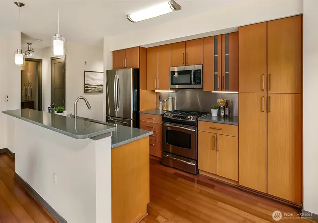 Photo 4 of Condo for sale at 413 NE 70th Street #301, Seattle, WA 98115 | MLS# NWM2578914 | Listing updated on 2026-09-25