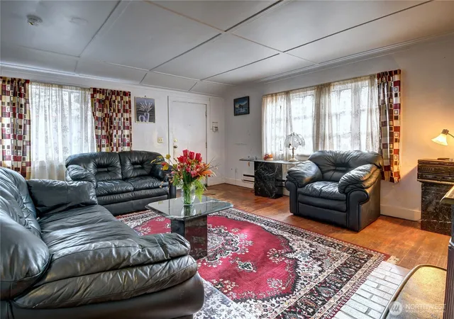 Photo 2 of Single family home for sale at 1216 N 103rd Street, Seattle, WA 98133 | MLS# NWM2578946 | Listing updated on 2026-09-18
