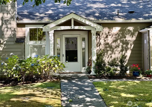 Photo 3 of Sale Pending at 1250 Weaver Rd Nw #A3, Bainbridge Island, WA 98110 | MLS# NWM2578947 | Listing updated on 2026-09-18