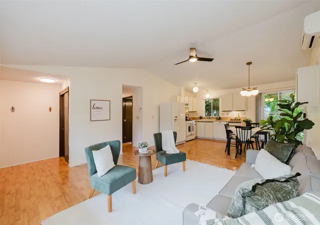 Photo 4 of Single family home for sale at 735 NW Firglade Dr, Bremerton, WA 98311 | MLS# NWM2578950 | Listing updated on 2026-09-24