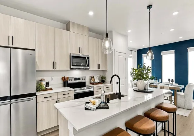 Photo 1 of Townhouse for sale at 16202 Manor Way #E1, Lynnwood, WA 98087 | MLS# NWM2578970 | Listing updated on 2026-10-27