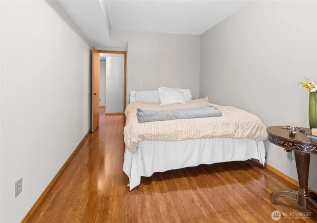 Photo 4 of Condo for sale at 1706 W Marina Dr, Moses Lake, WA 98837 | MLS# NWM2578971 | Listing updated on 2026-09-21