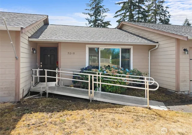 Photo 4 of Single family home for sale at 7015 Tolmie, Olympia, WA 98516 | MLS# NWM2579001 | Listing updated on 2026-10-01