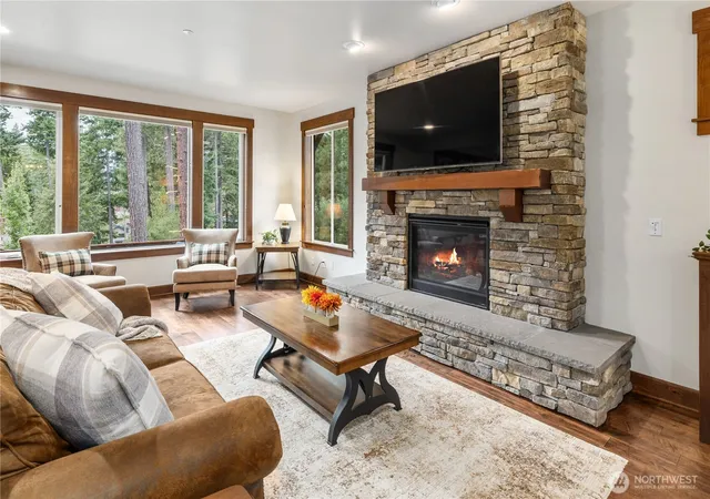 Photo 3 of Single family home for sale at 290 Black Nugget Ln, Cle Elum, WA 98922 | MLS# NWM2579012 | Listing updated on 2026-09-29