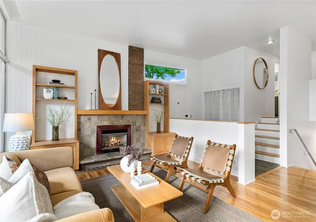 Photo 3 of Sale Pending at 8504 43rd Avenue Ne, Seattle, WA 98115 | MLS# NWM2579021 | Listing updated on 2026-09-29