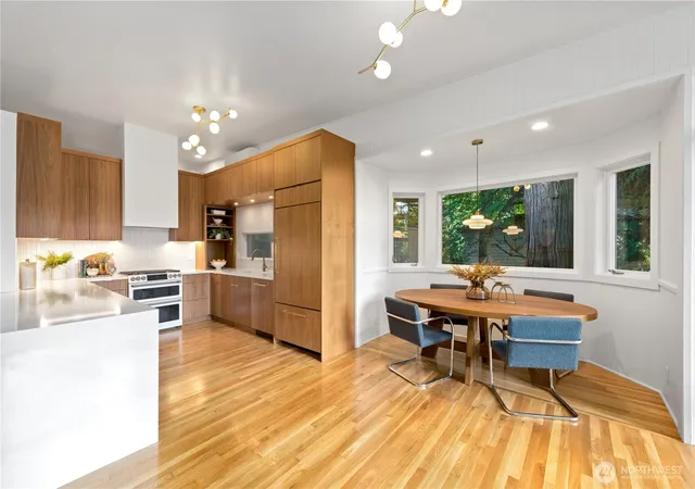 Photo 4 of Sale Pending at 8504 43rd Avenue NE, Seattle, WA 98115 | MLS# NWM2579021 | Listing updated on 2026-09-29