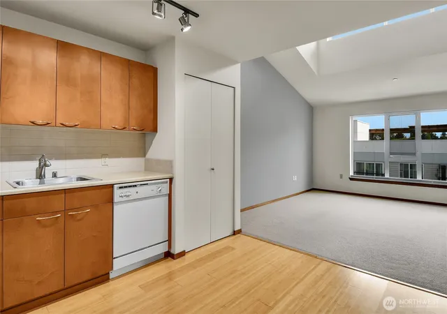 Photo 3 of Condo for sale at 12334 31st Avenue Ne #607, Seattle, WA 98125 | MLS# NWM2579027 | Listing updated on 2026-09-25