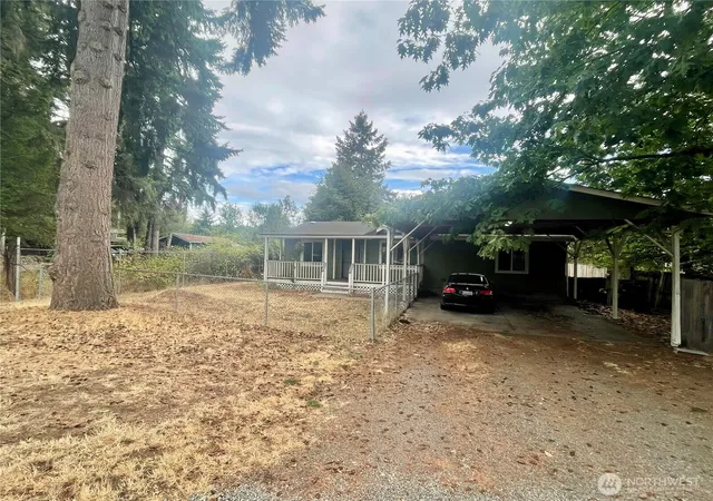 Photo 3 of Manufactured home for sale at 8510 Thuja Ave Se, Yelm, WA 98597 | MLS# NWM2579028 | Listing updated on 2026-09-26