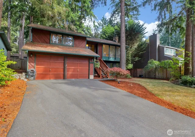 Photo 3 of Single family home for sale at 14015 60th Avenue W, Edmonds, WA 98026 | MLS# NWM2579030 | Listing updated on 2026-09-25