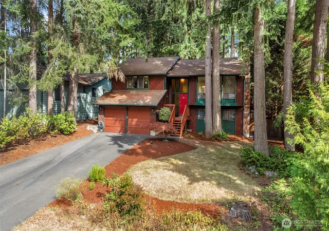 Photo 3 of Single family home for sale at 14015 60th Avenue W, Edmonds, WA 98026 | MLS# NWM2579030 | Listing updated on 2026-09-25
