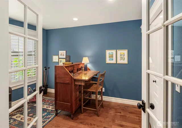 Photo 4 of Townhouse for sale at 151 141st Place NE #110L, Bellevue, WA 98007 | MLS# NWM2579034 | Listing updated on 2026-10-01