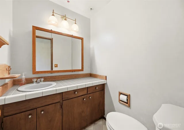 Photo 4 of Single family home for sale at 4928 E Lake Bosworth Dr, Snohomish, WA 98290 | MLS# NWM2579038 | Listing updated on 2026-09-25