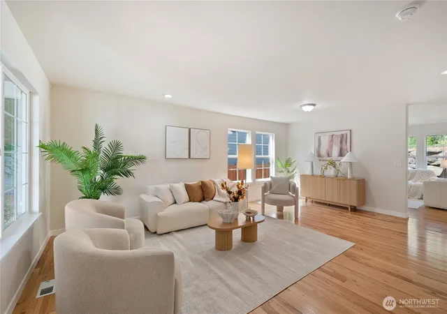 Photo 2 of Single family home for sale at 2226 Se 2nd Place, Renton, WA 98056 | MLS# NWM2579039 | Listing updated on 2026-10-21