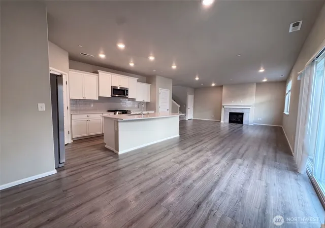 Photo 2 of Single family home for sale at 4335 Acacia Ln Se, Port Orchard, WA 98366 | MLS# NWM2579068 | Listing updated on 2026-10-01