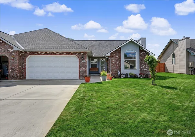 Single family home for sale at 7800 Olmstead Ct, Yakima, WA 98908 | MLS# NWM2579078