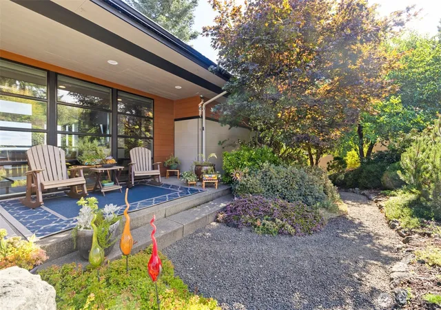 Photo 2 of Single family home for sale at 170 Flying Cloud St, Sequim, WA 98382 | MLS# NWM2579079 | Listing updated on 2026-09-22