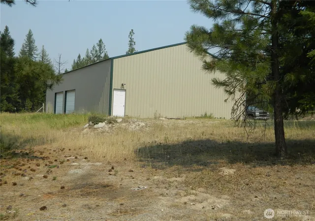 Photo 4 of Single family home for sale at 96 Horn Ranch Rd, Tonasket, WA 98855 | MLS# NWM2579096 | Listing updated on 2026-09-25