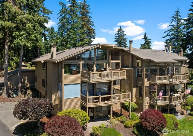 Photo 2 of Condo for sale at 2023 Narrows View Cir Nw #B214, Gig Harbor, WA 98335 | MLS# NWM2579098 | Listing updated on 2026-09-30