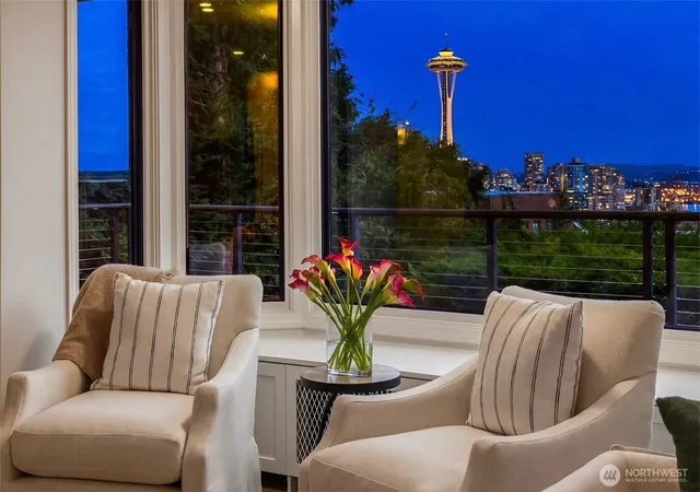 Photo 4 of Single family home for sale at 23 Prospect St, Seattle, WA 98109 | MLS# NWM2579111 | Listing updated on 2026-09-23