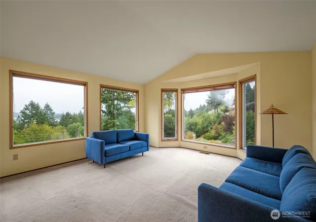 Photo 3 of Single family home for sale at 4700 Nw Ter View Dr, Bremerton, WA 98312 | MLS# NWM2579134 | Listing updated on 2026-09-30