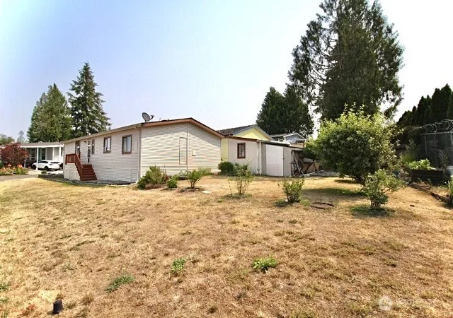Photo 2 of Manufactured home for sale at 2101 S 324th Street #27, Federal Way, WA 98003 | MLS# NWM2579148 | Listing updated on 2026-09-25