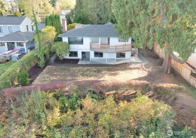 Photo 2 of Single family home for sale at 4605 Baker Dr, Everett, WA 98203 | MLS# NWM2579153 | Listing updated on 2026-10-28