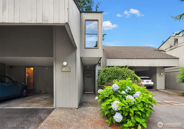Photo 3 of Single family home for sale at 6453 139th Place Ne #47, Redmond, WA 98052 | MLS# NWM2579174 | Listing updated on 2026-10-01